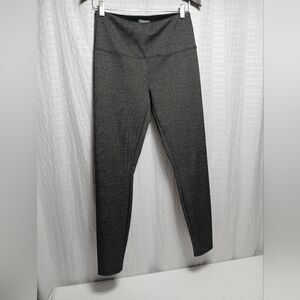 Lysse New York Highrise Tummy Control Compression Ladies Leggings. Size M